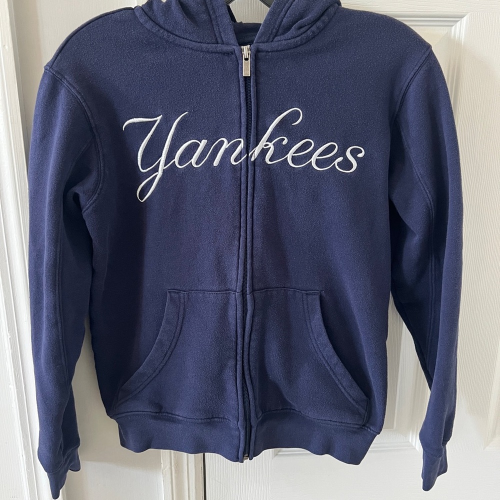 Kids New York Yankee Navy Hoodie - NY Yankees - Youth Medium